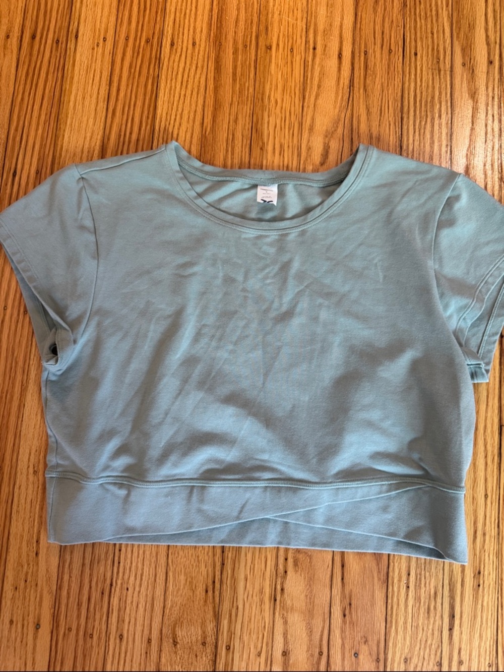 Old Navy Light Blue Cropped Crewneck Tee